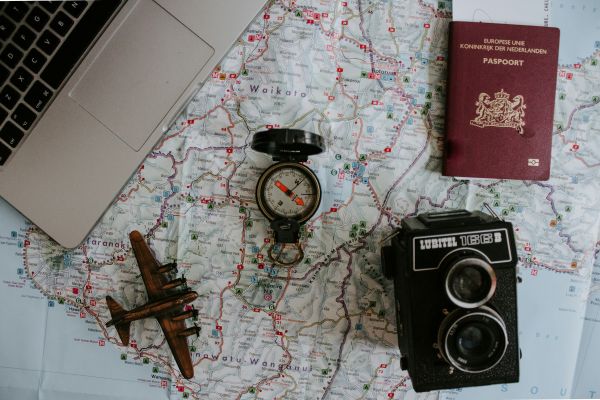 Pourquoi utiliser un comparateur de voyage pour économiser